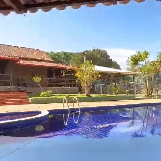 Segunda piscina do sítio, perto da casa principal
